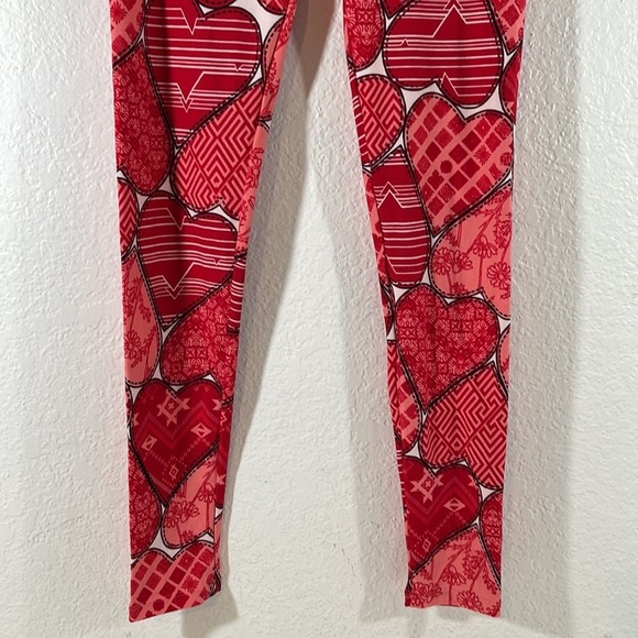 LULAROE Heart Pattern Leggings Red Soft Stretch ONE SIZE - Picture 3 of 8